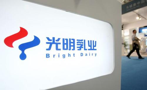 光明乳業(yè)食品飲料品牌logo應用002